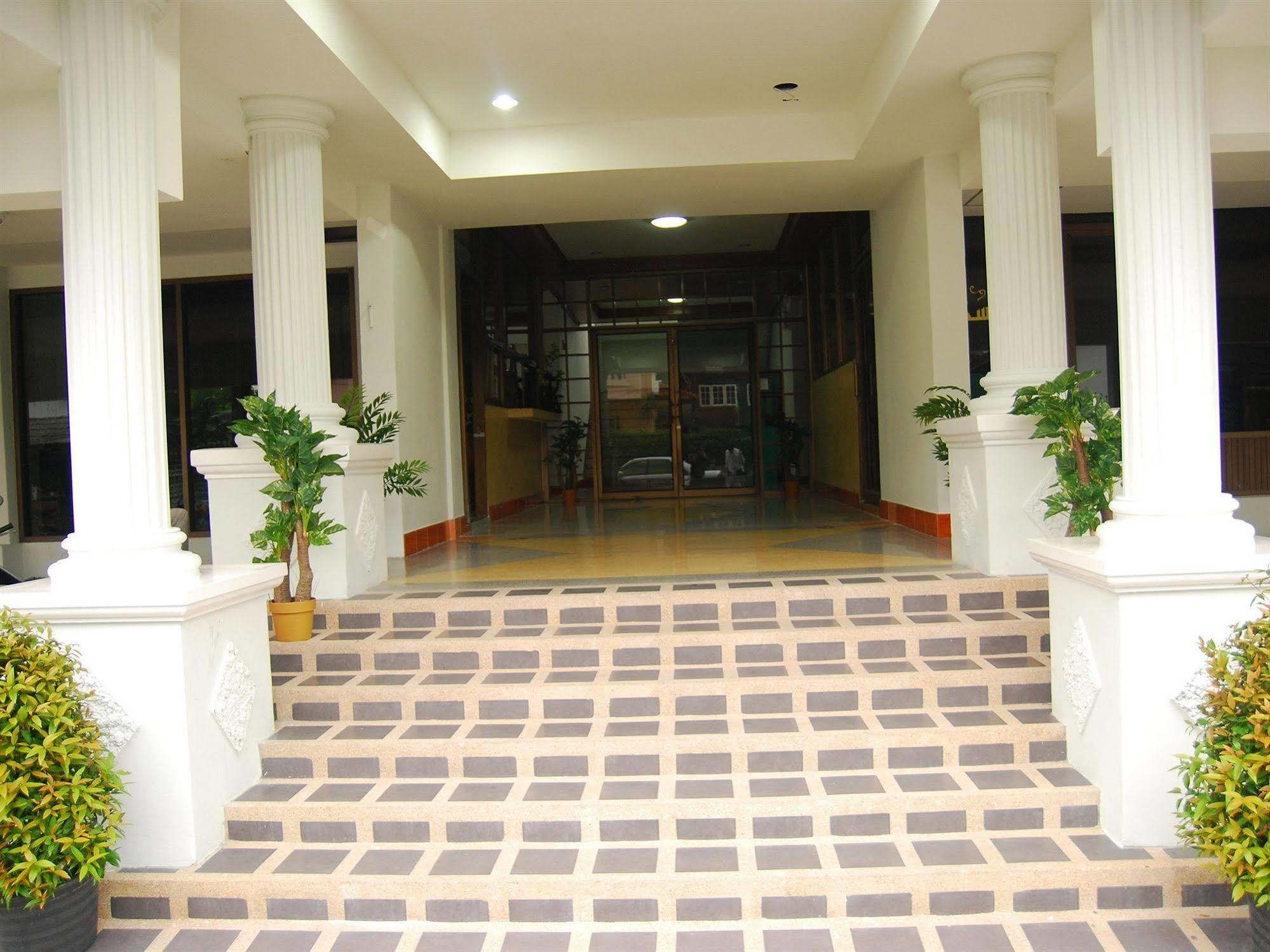 Seri 47 Residence Bangkok Dış mekan fotoğraf